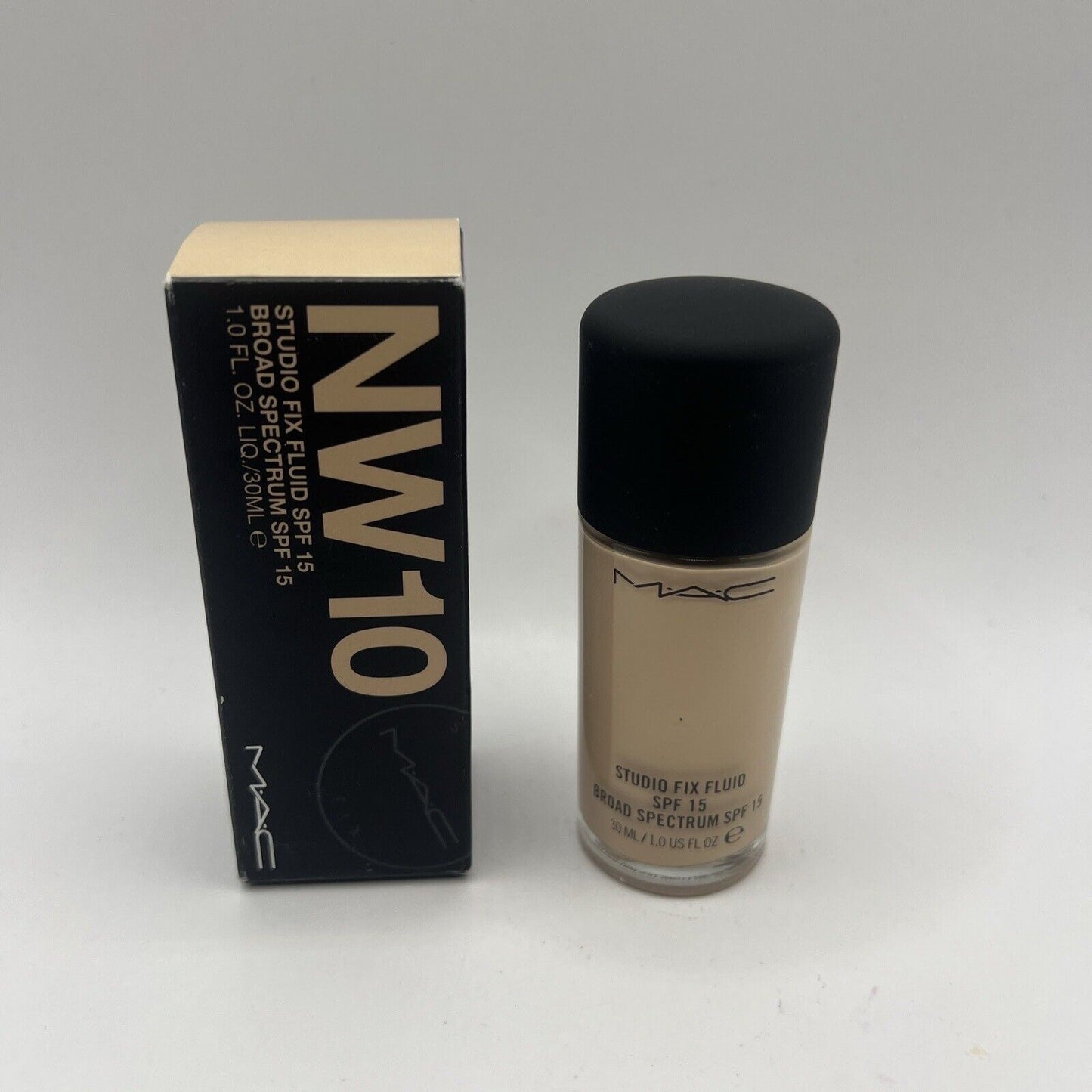 MAC Studio Fix Fluid SPF 15 Foundation - NW10 Full Size 1oz / 30ml Makeup