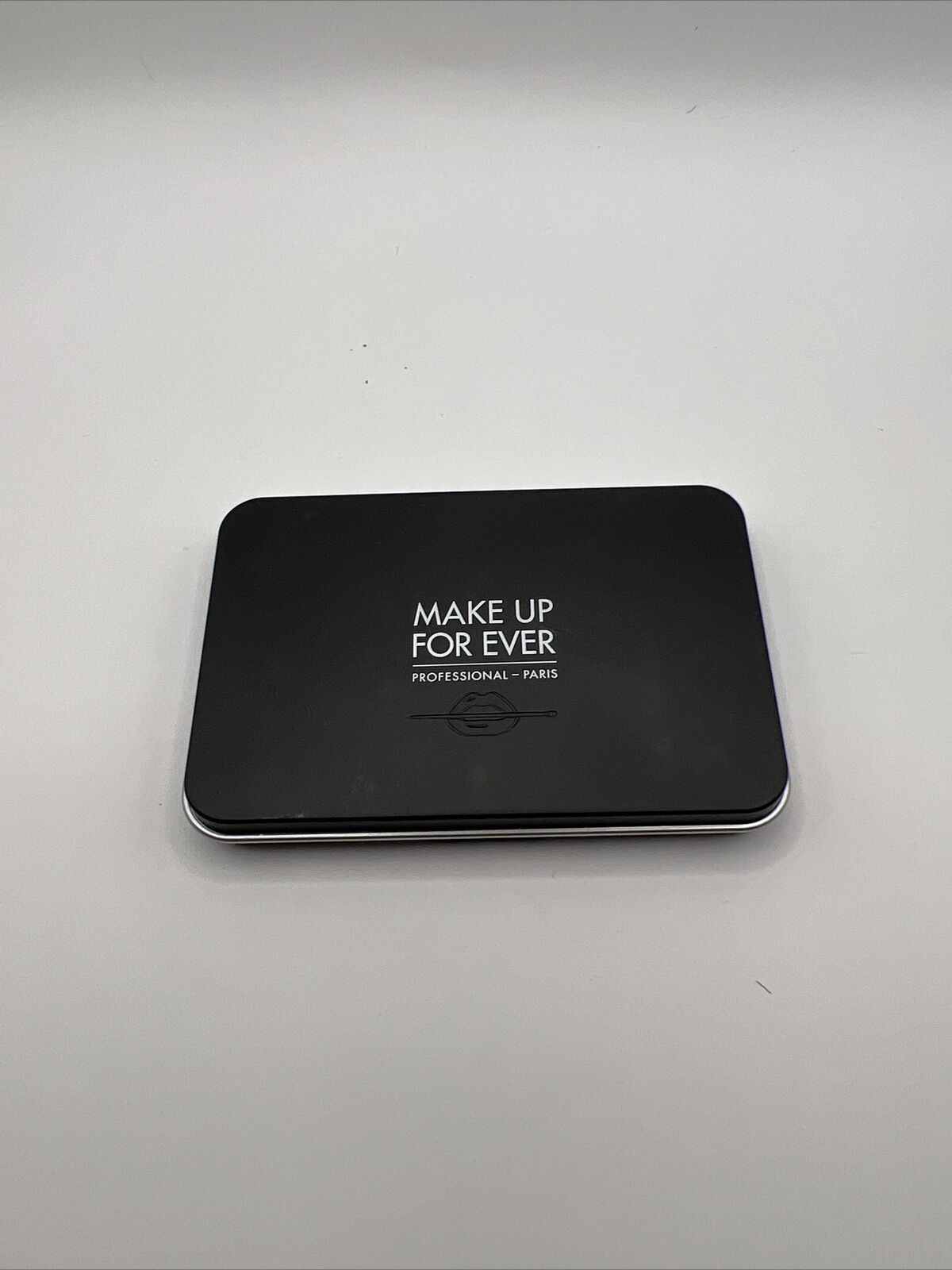 MAKE UP FOREVER Matte Velvet Skin Blurring Powder Foundation Y335~  .38 oz New