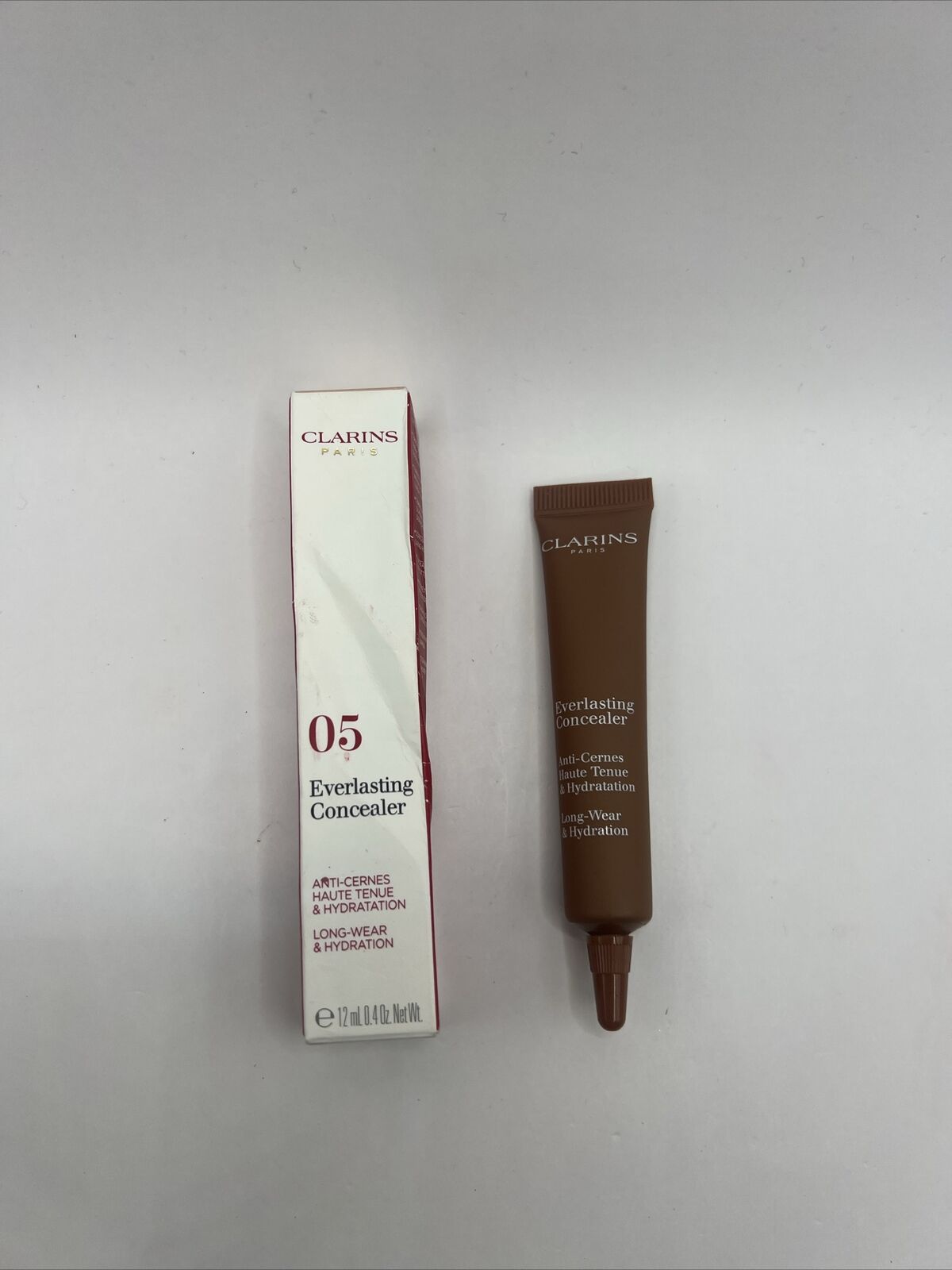 Clarins  Concealer, Long-Wear Everlasting - 05 Very Deep .4 Oz New In Box