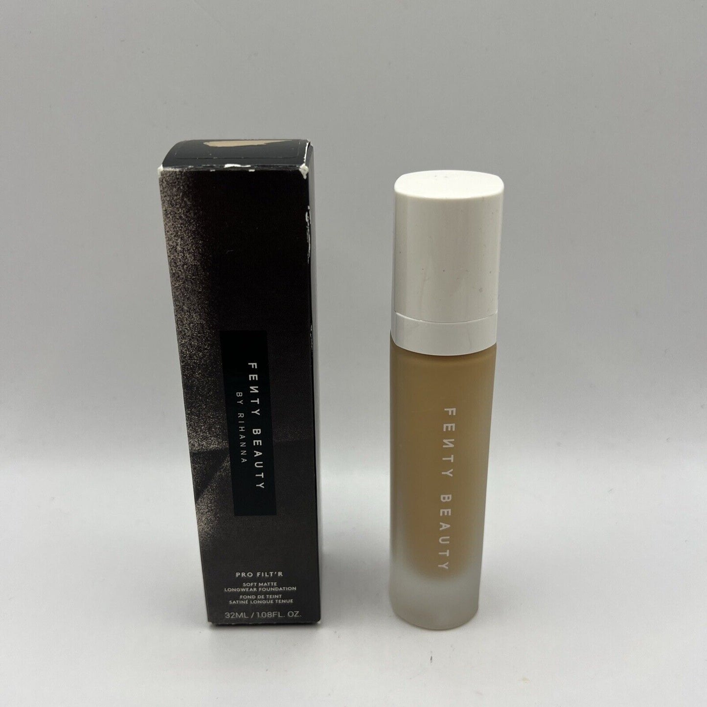 Fenty ~ Pro Filt'R Soft Matte Longwear Liquid Foundation ~ #300~ 1.08oz~NIB