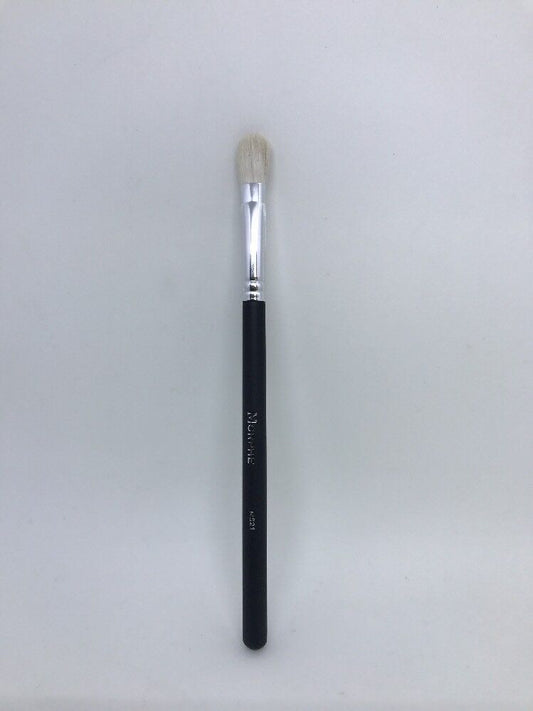 Morphe M521 - Chisel Oval Shadow  Brand New!