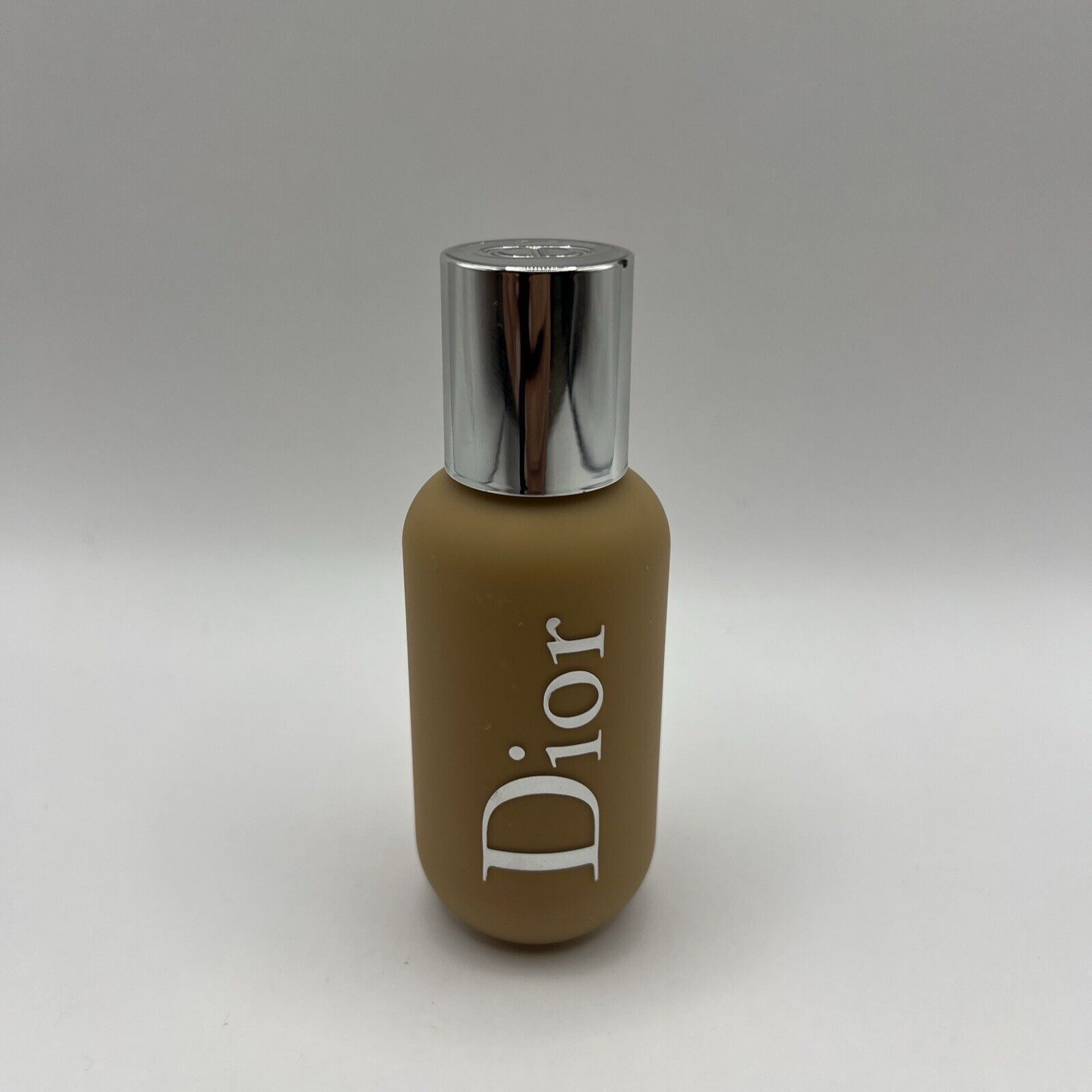 Dior Backstage Face & Body Foundation - 3WO WARM OLIVE 1.6oz/50ml Authentic NWOB