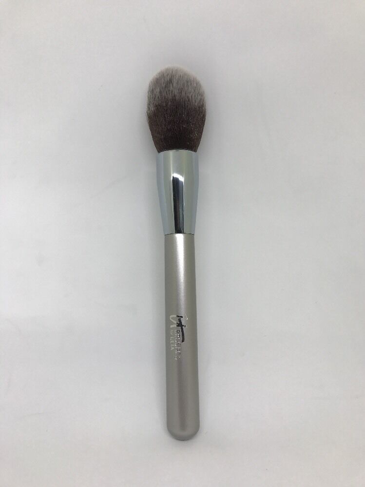 NEW IT Brushes for ULTA - No. 108 Airbrush Powder Wand