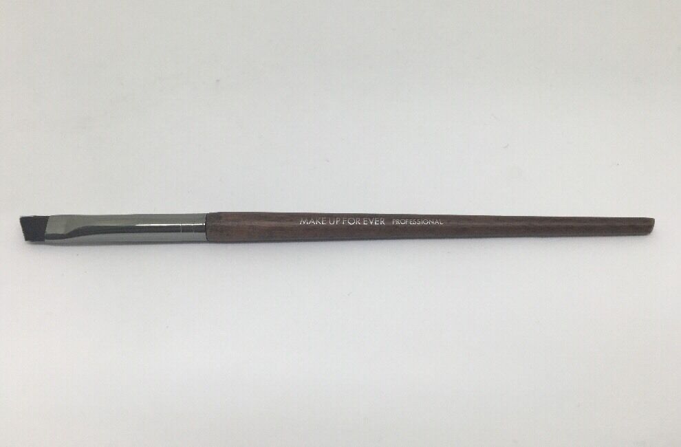 MAKE UP FOR EVER - 172 Brush Brand New