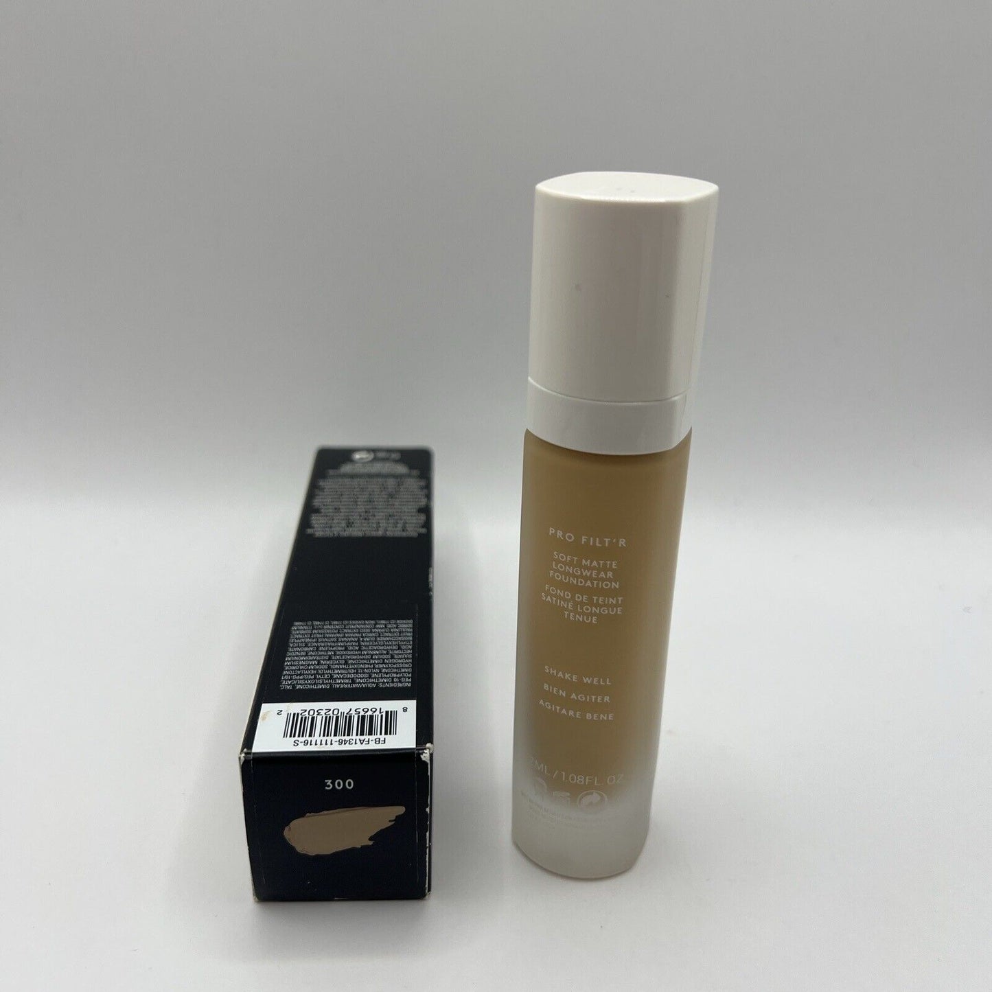 Fenty ~ Pro Filt'R Soft Matte Longwear Liquid Foundation ~ #300~ 1.08oz~NIB