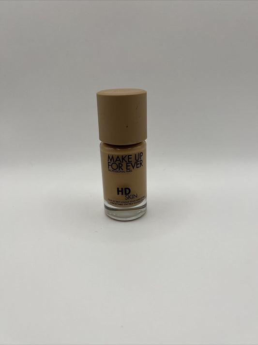 Make Up For Ever HD Skin Undetectable Stay True Foundation ~ 3R44~ 30 ml NWOB