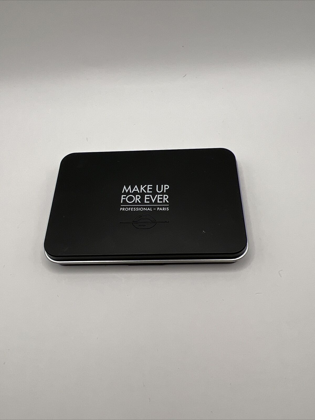 MAKE UP FOREVER Matte Velvet Skin Blurring Powder Foundation Y425~  .38 oz New