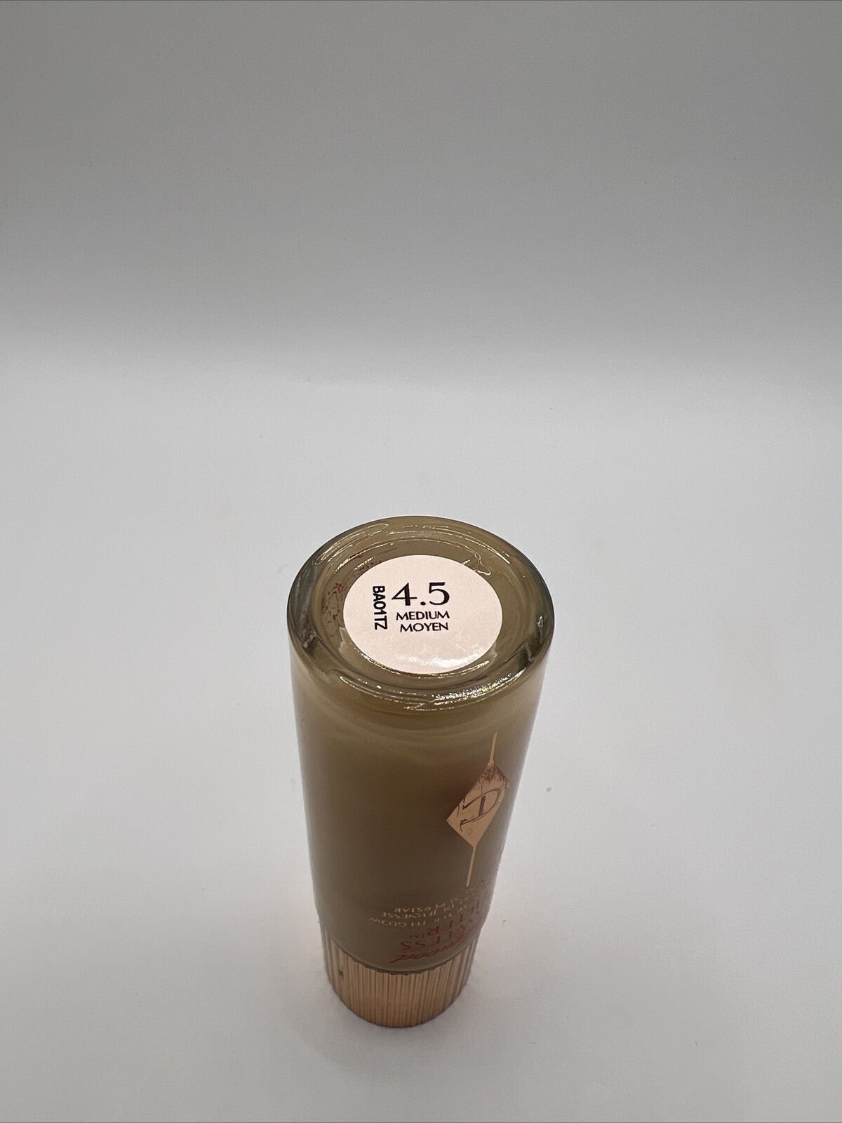 Charlotte Tilbury Hollywood Flawless Filter Foundation - 4.5 Medium - New