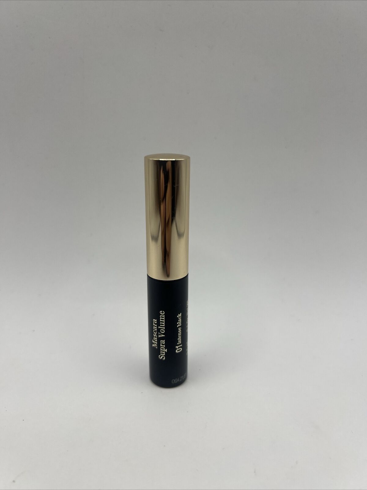 Clarins Supra Volume Mascara  # 01 Intense Black 3.5 ml./ 0.1 oz