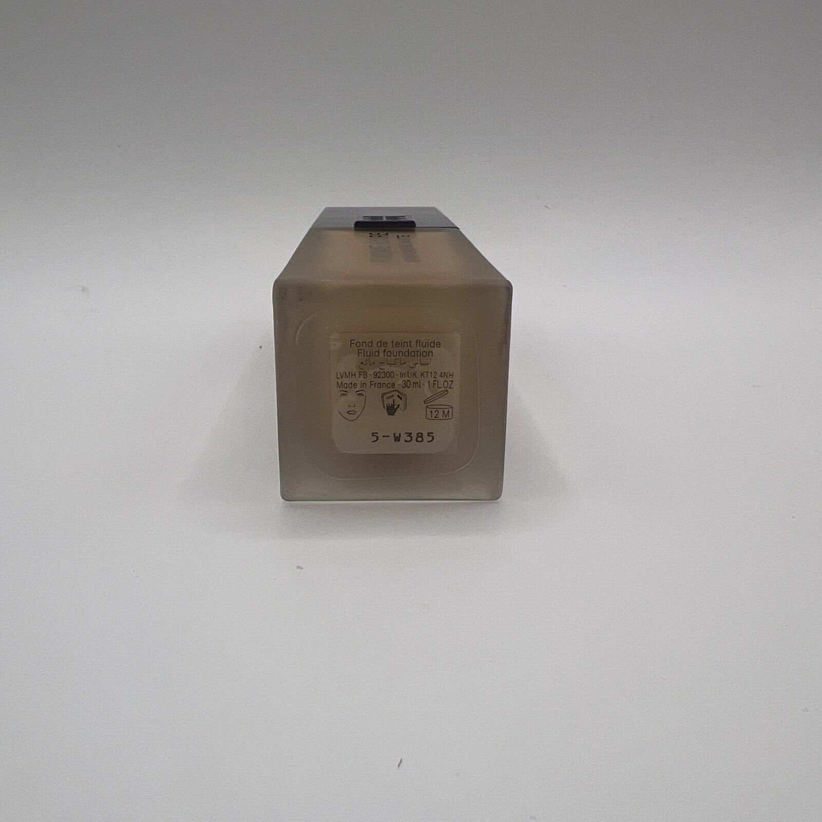 Givenchy Prisme Libre Skin-Caring Matte Foundation ~ 5-W385 ~ 1 oz /30 ml