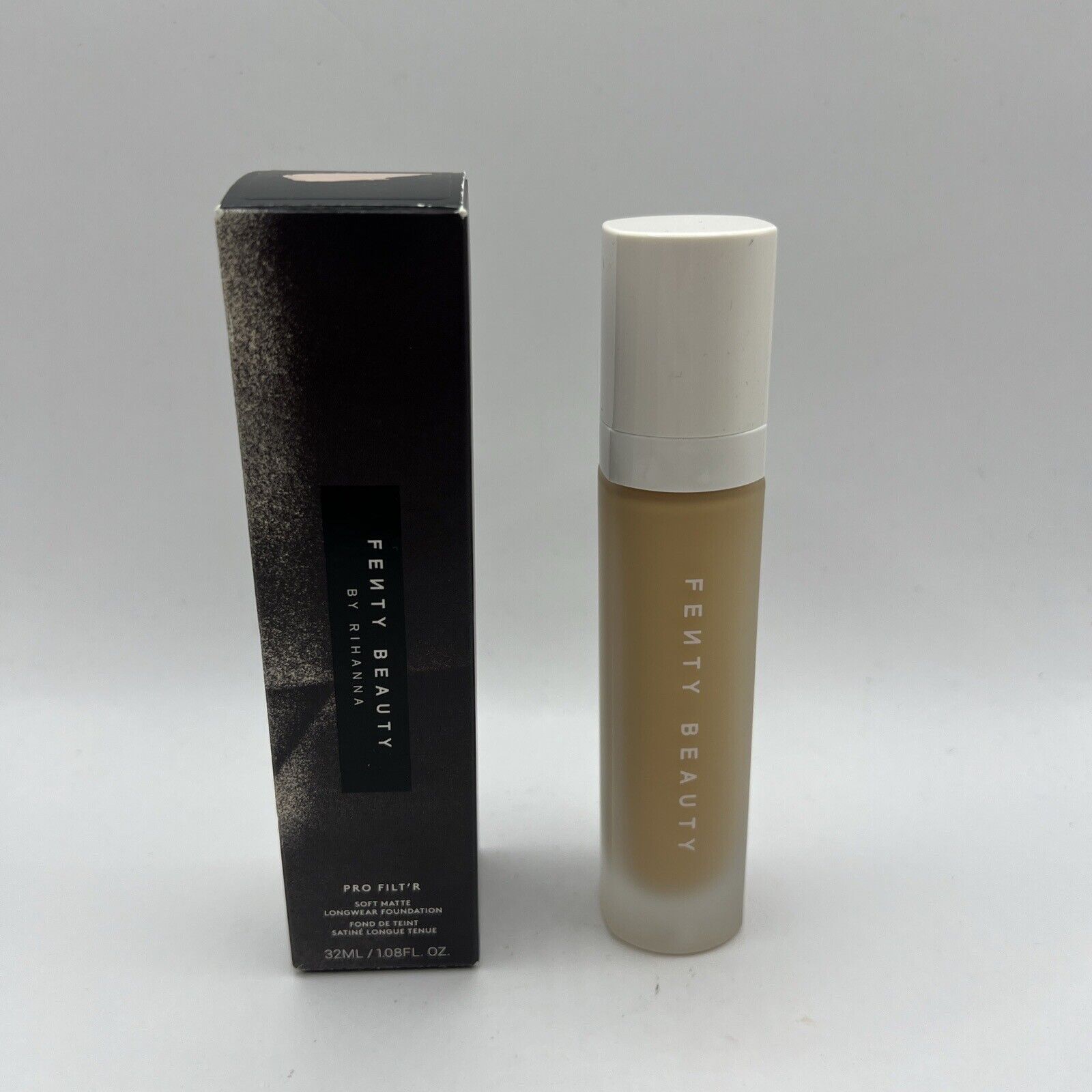 Fenty Beauty By Rihanna Pro Filt'R Soft Matte Longwear Foundation #250 1.08 Oz