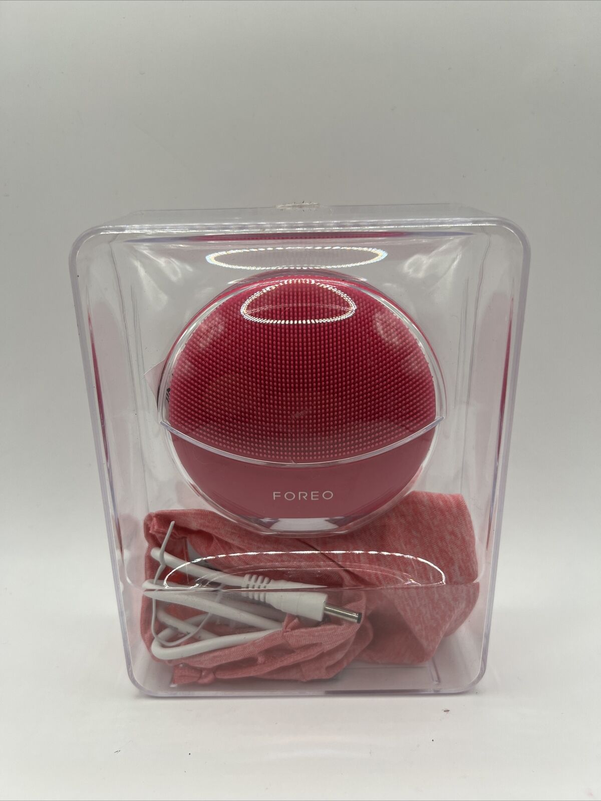 FOREO Luna Mini 3 Smart Facial Cleansing Massager Fuschia Pink Brand New