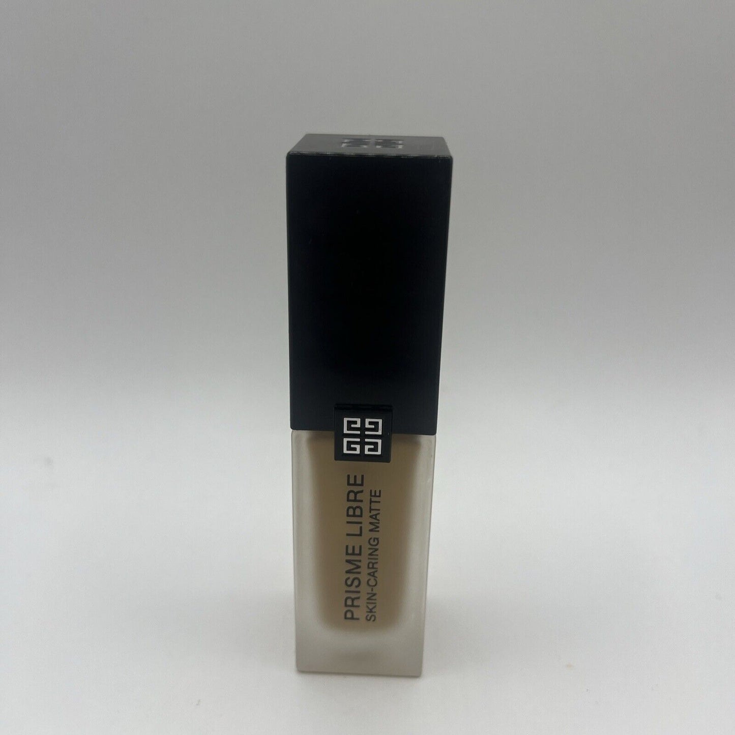 GIVENCHY Prisme Libre Skin-Caring Matte Foundation - 4-W280 - 1oz/30ml Authentic