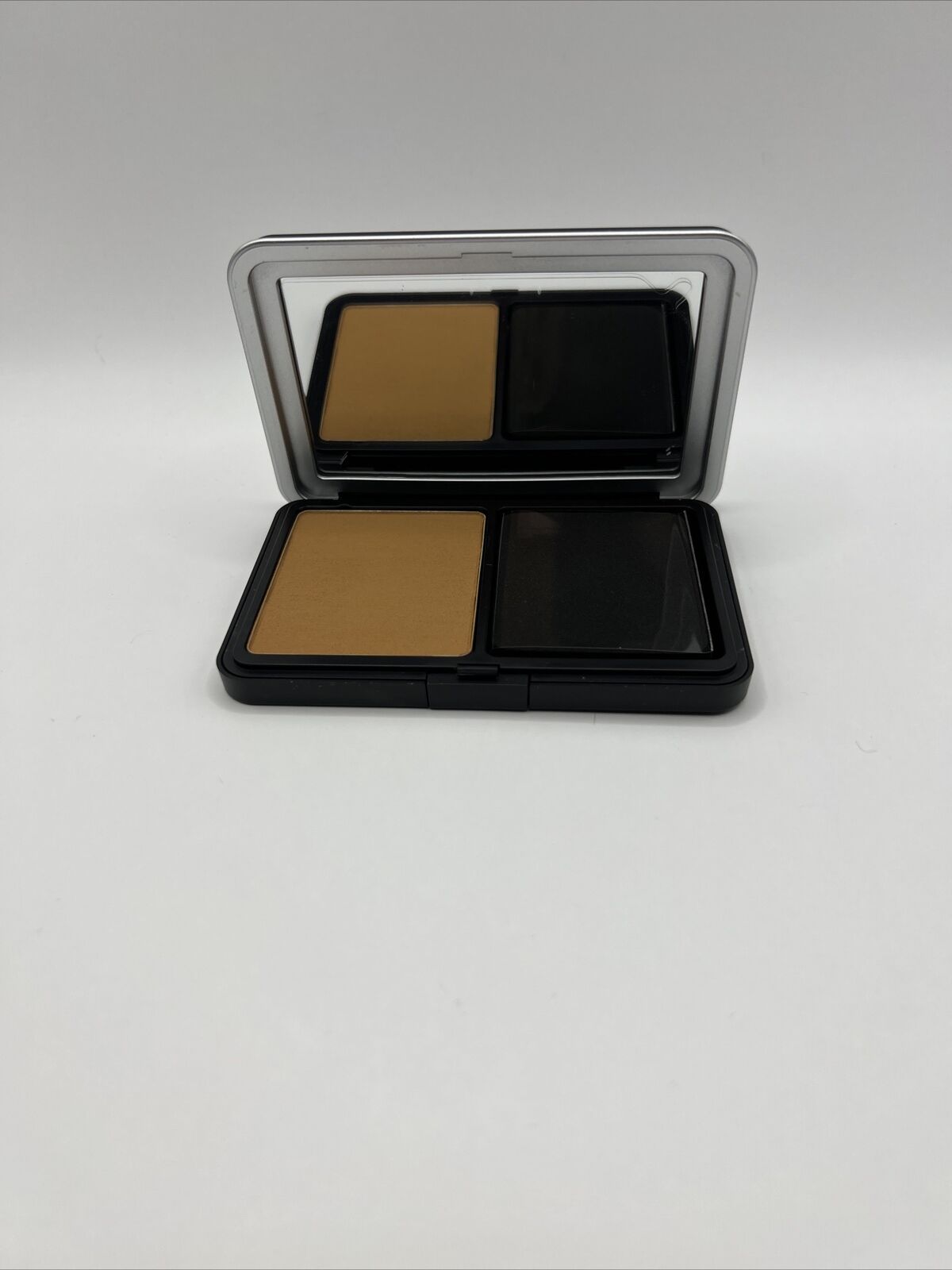 MAKE UP FOREVER Matte Velvet Skin Blurring Powder Foundation Y455~  .38 oz New