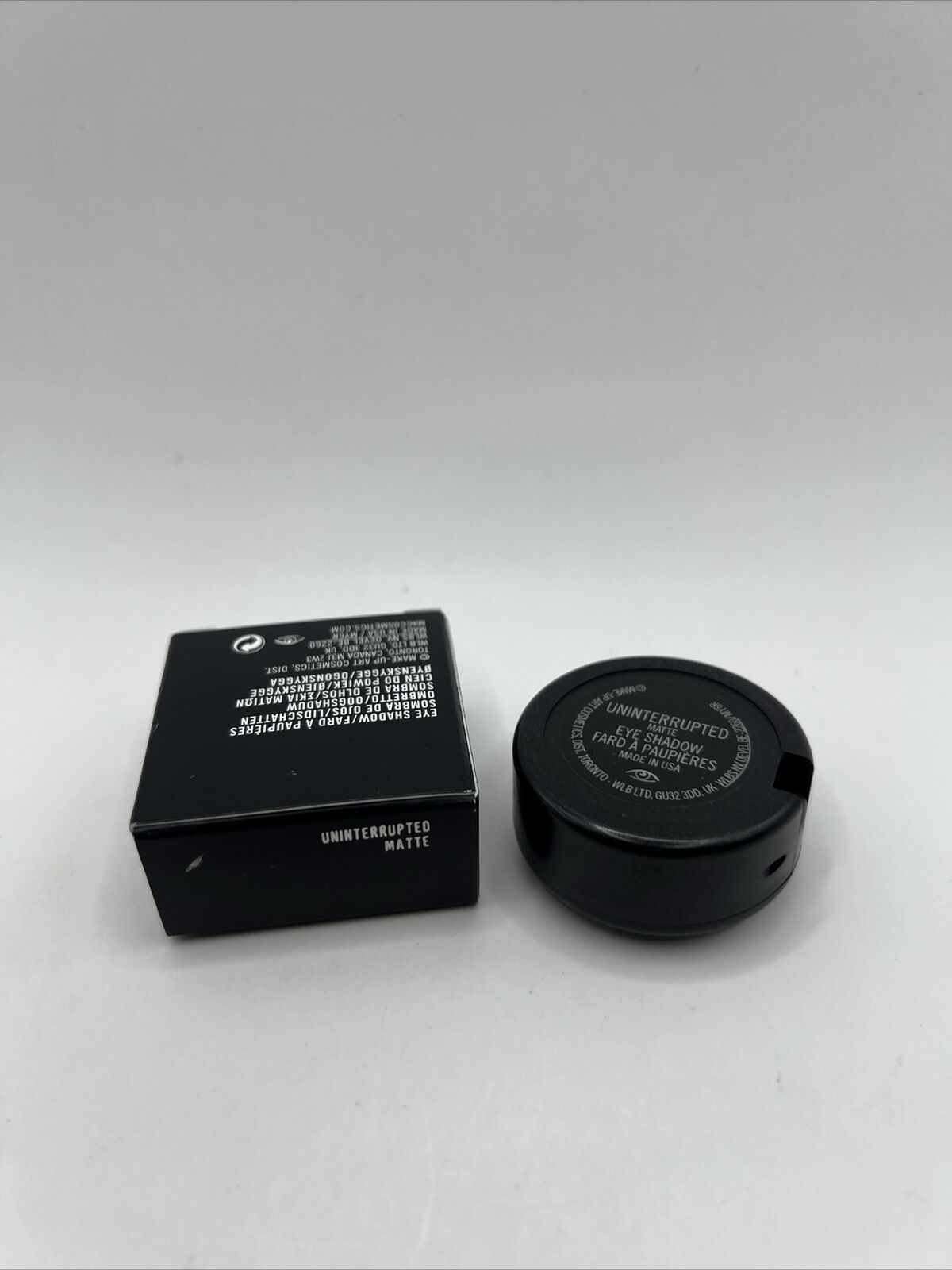 Mac Matte Eyeshadow UNINTERRUPTED - Full Size 1.5 g / 0.05 Oz.