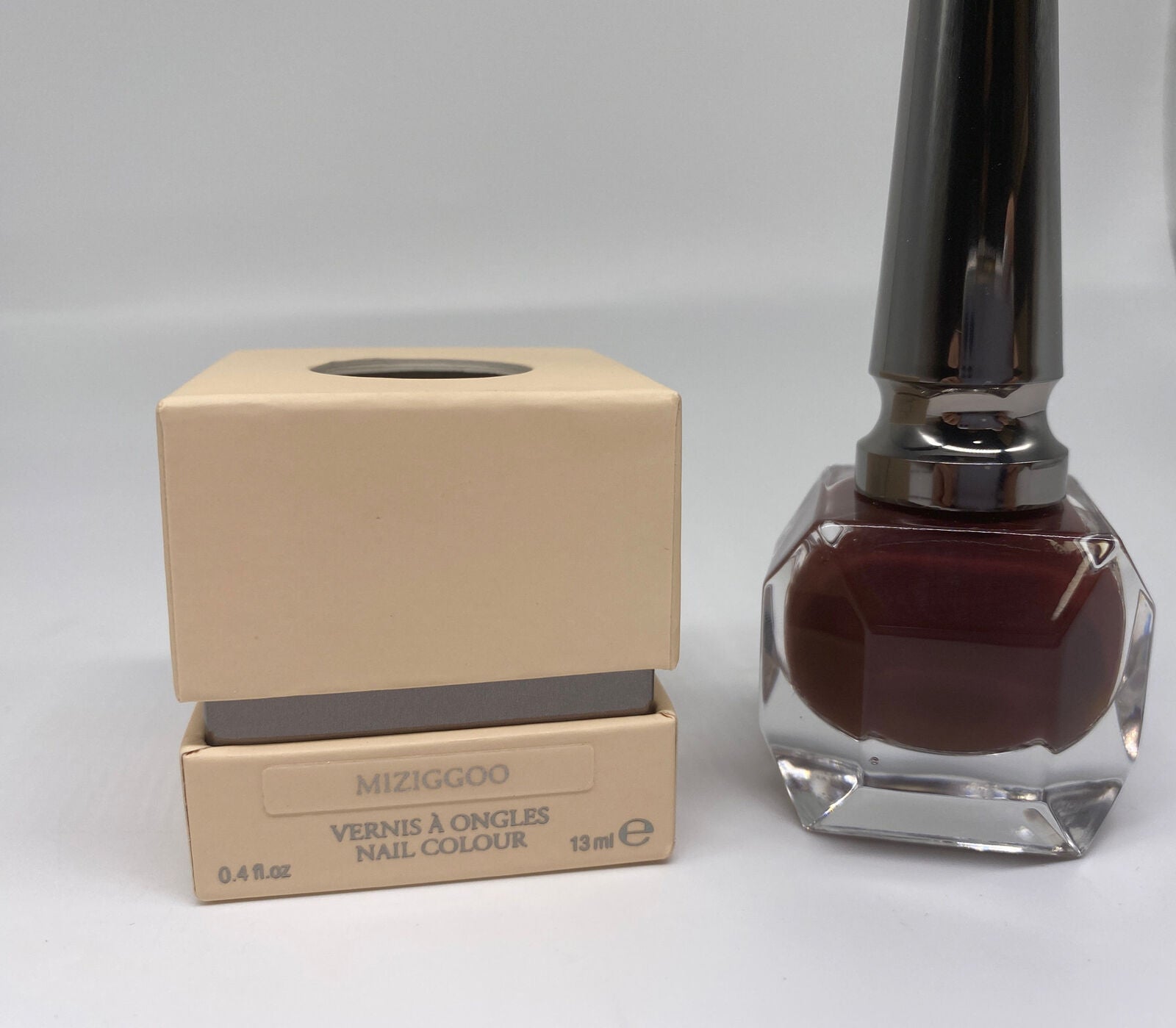 CHRISTIAN LOUBOUTIN The  Nail Colour Miziggoo Polish 0.4 fl oz / 13ml Authentic