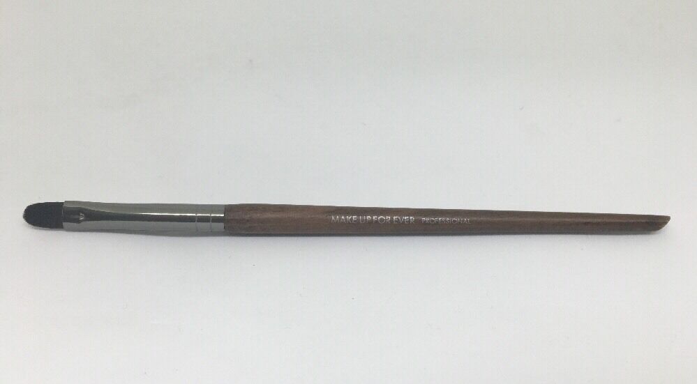 MAKE UP FOR EVER - 174 Brush Brand New