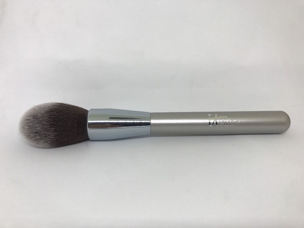 NEW IT Brushes for ULTA - No. 108 Airbrush Powder Wand