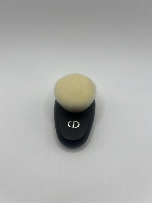 Christian Dior Backstage Face Brush #18