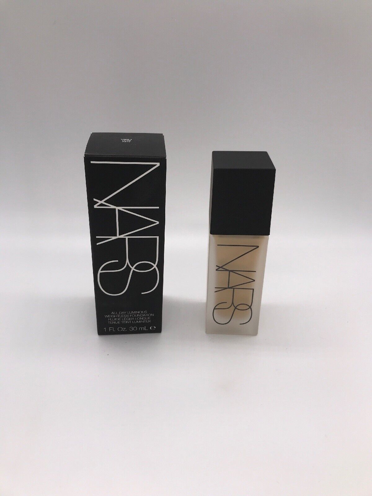 NARS ALL DAY WEIGHTLESS LUMINOUS FOUNDATION LIGHT #3 GOBI 1 OZ 30 ML BOXED