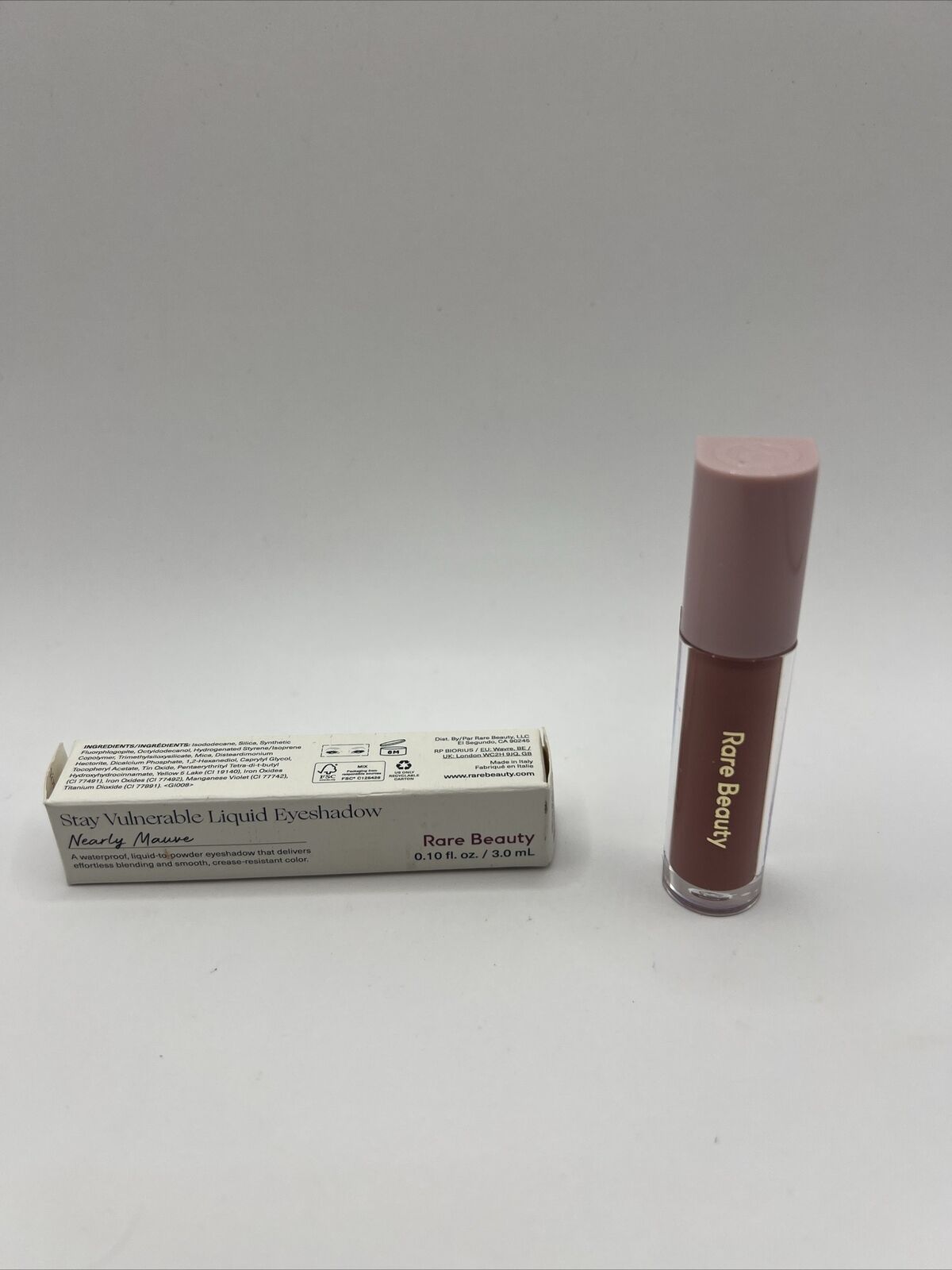 Rare Beauty by Selena Gomez Liquid to Powder Eyeshadow  - Nearly Mauve  -  New