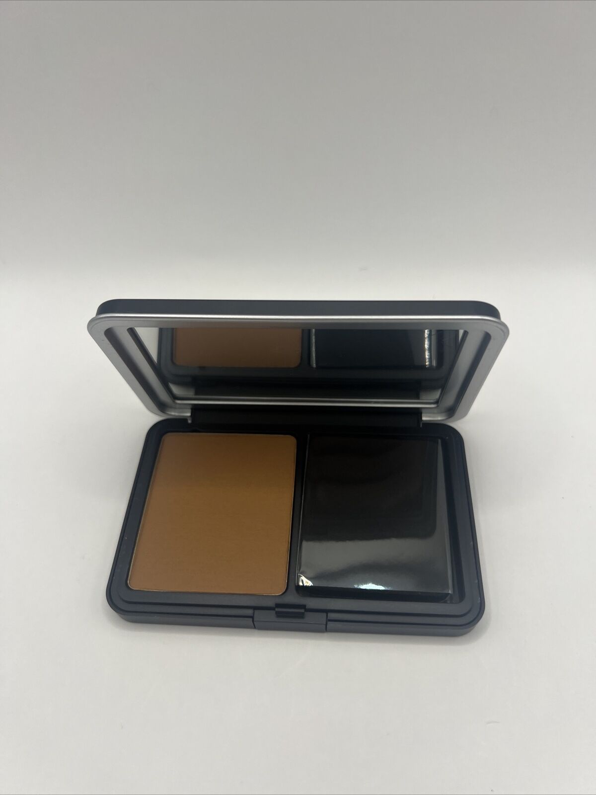 MAKE UP FOR EVER MATTE VELVET SKIN BLURRING POWDER FOUNDATION Y535 0.38 OZ