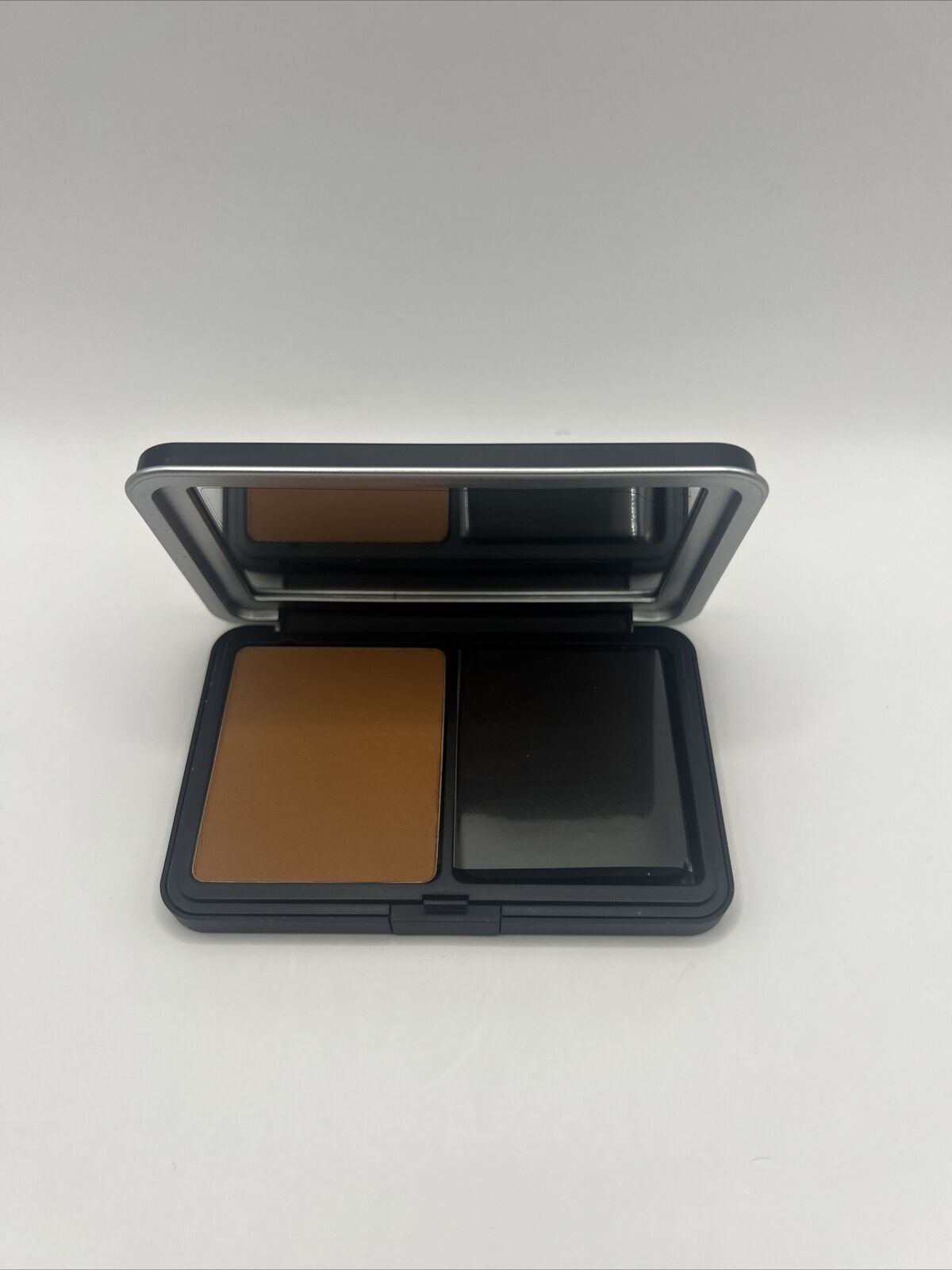 MAKE UP FOR EVER MATTE VELVET SKIN BLURRING POWDER FOUNDATION R520  0.38 OZ