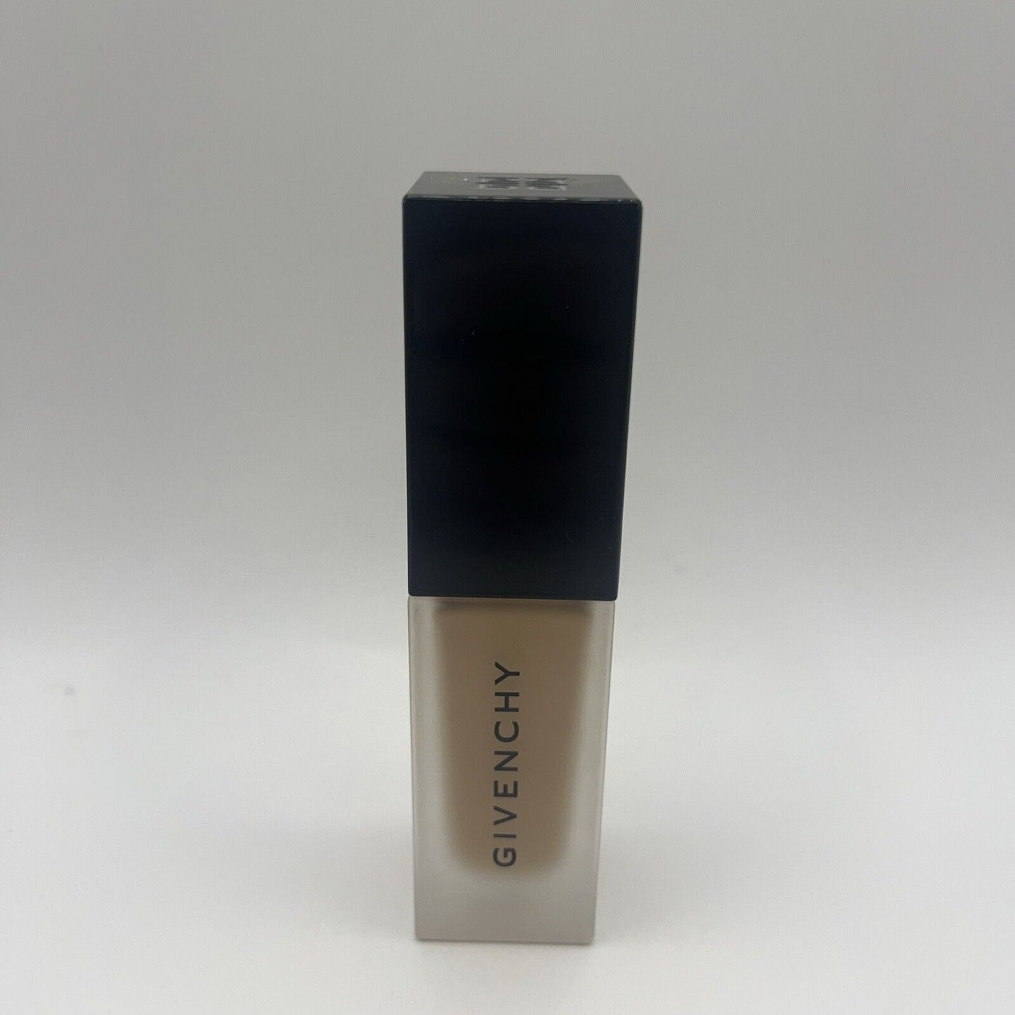 Givenchy Prisme Libre Skin-Caring Matte Foundation ~  3-N250 ~ 1 oz /30 ml